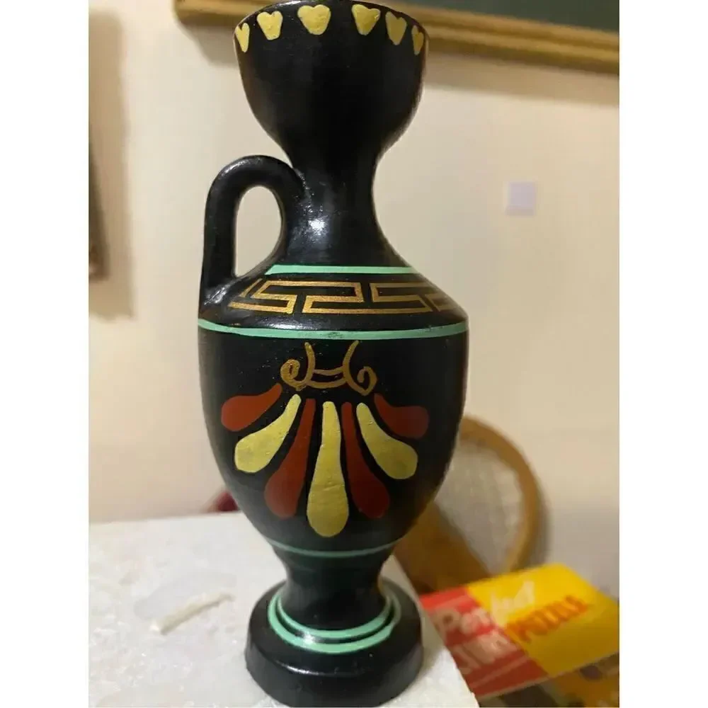 Vintage handmade 5.5in vase
